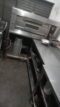 Fast-food Pizza oven fryer. 2. worknig table. brednig table pen