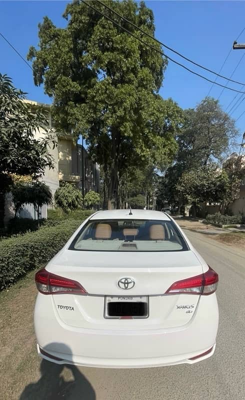 Toyota Yaris GLI 2020 6