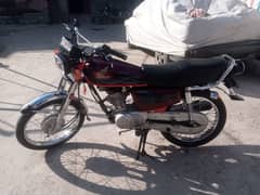 Honda 125, 10/10,  24 Model with advanced security system Installed.