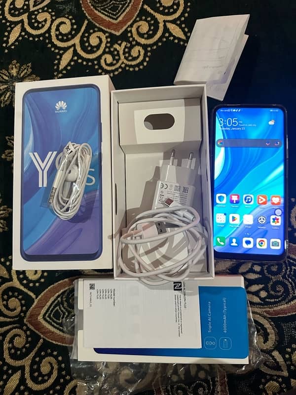 Huawei, Y9S 1