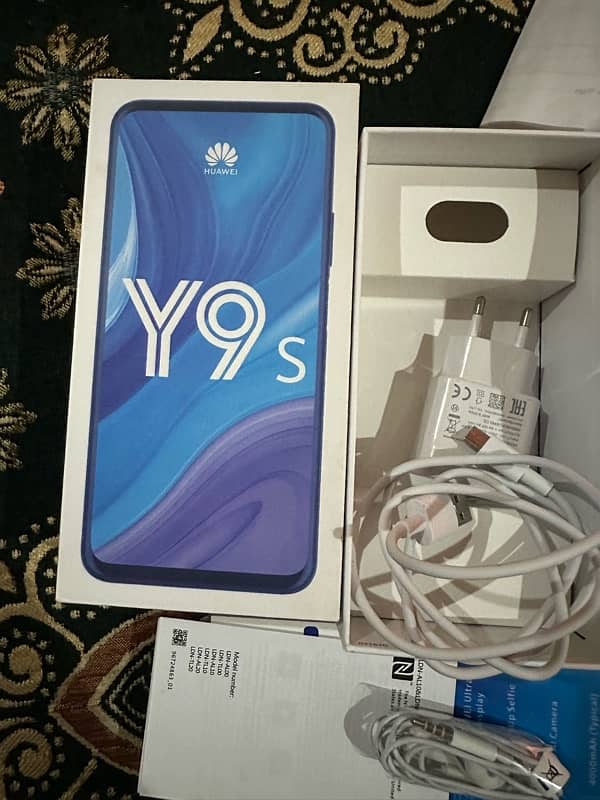 Huawei, Y9S 5