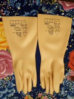 electrosoft rubber insulating gloves