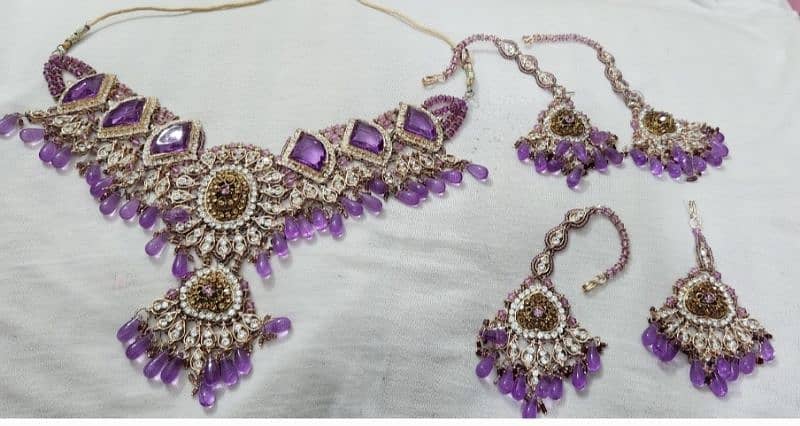 Pure Kundan Jewelry Set with Jhumar & Bindi for sale 1