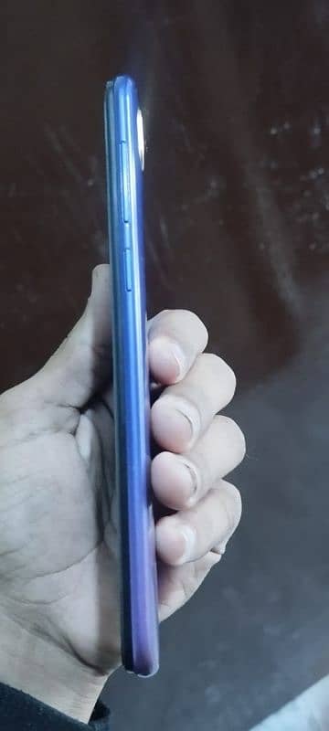 vivo y97 8/256 with charger 2