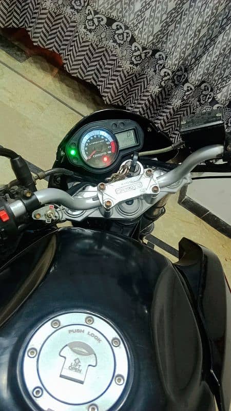 CF. moto 650 cc 3