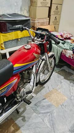 Honda CG 125 Bike For contact WhatsApp 03 31 97 94 153