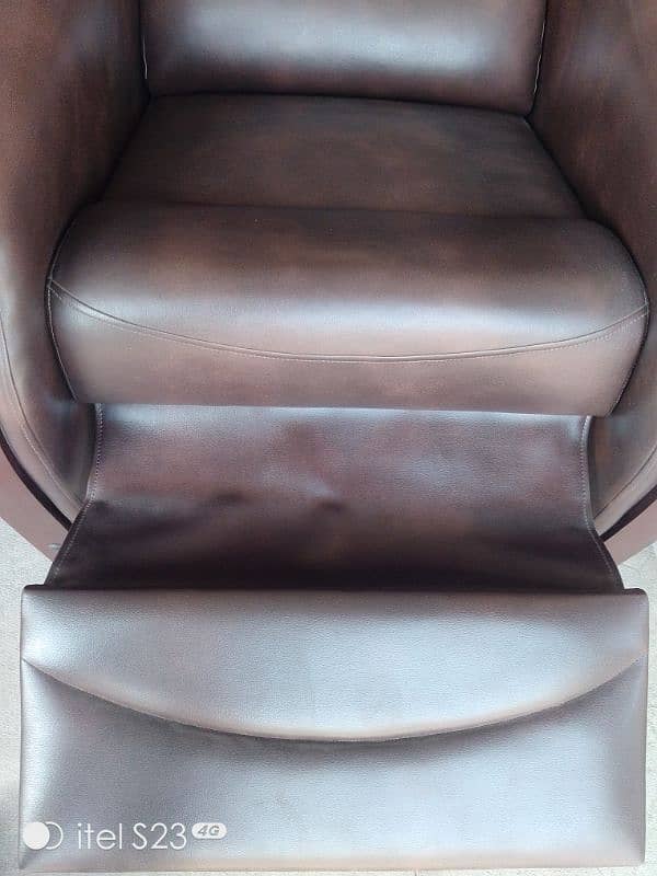 Recliner chair 2