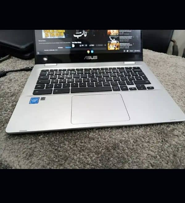 Asus Chromebook metalic body 5