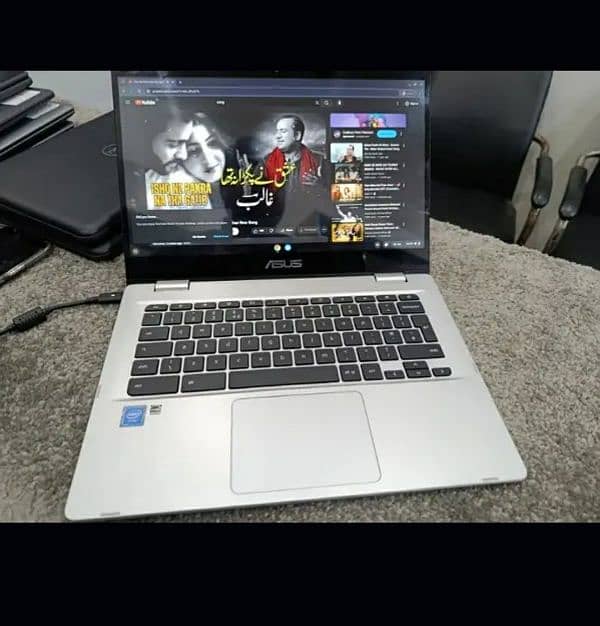 Asus Chromebook metalic body 7