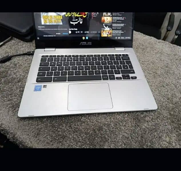 Asus Chromebook metalic body 8