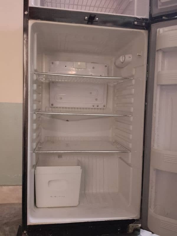 orient fridge 3