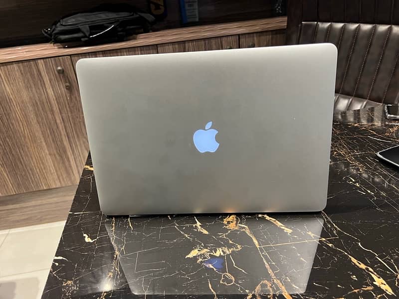 MacBook Pro mid 2014 Retina 15.4-inch 1