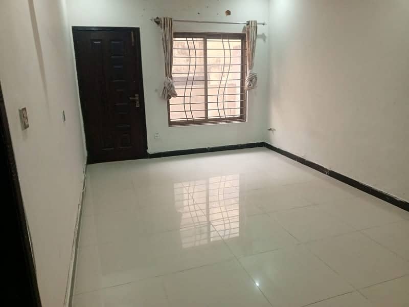 BRAND NEW FLOOR 2