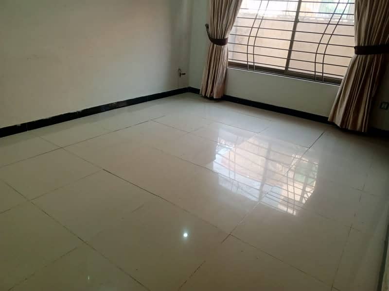 BRAND NEW FLOOR 4