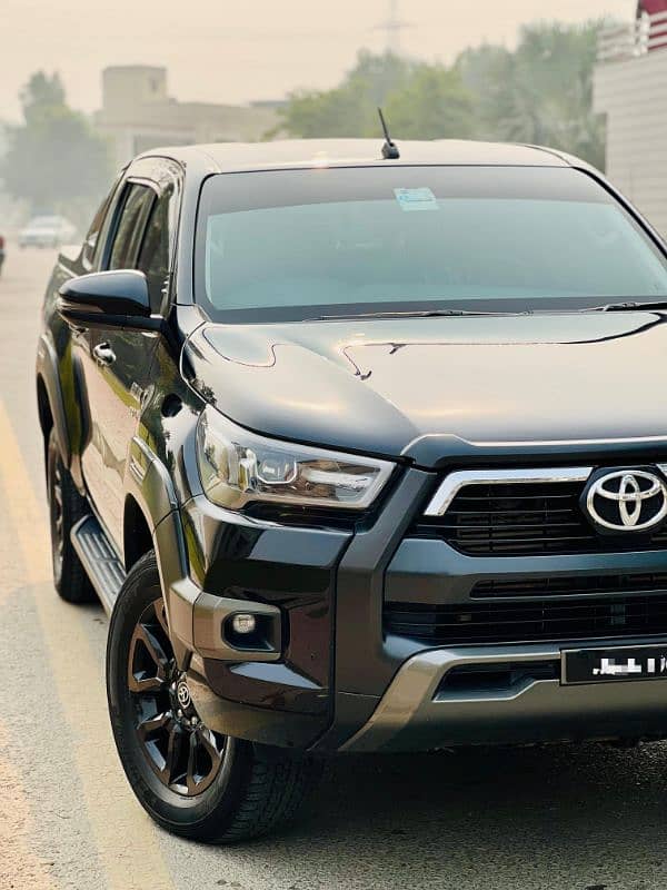 Toyota Hilux Revo Rocco 2022 0