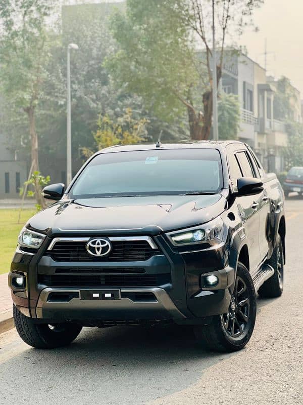 Toyota Hilux Revo Rocco 2022 4