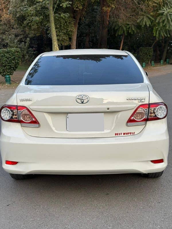 Toyota Corolla XLI 2012 3