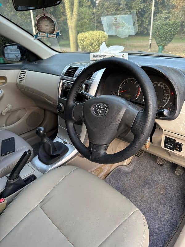 Toyota Corolla XLI 2012 5