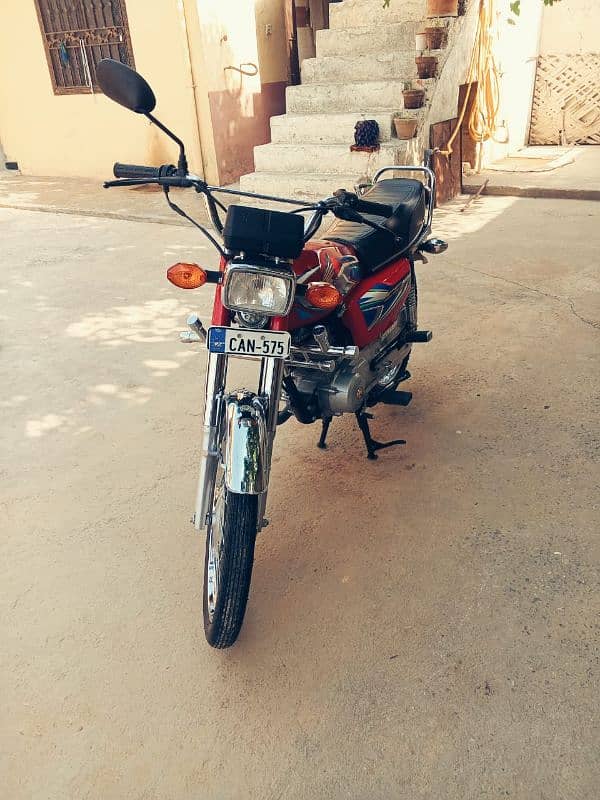 Honda 125 condition 10/10 5