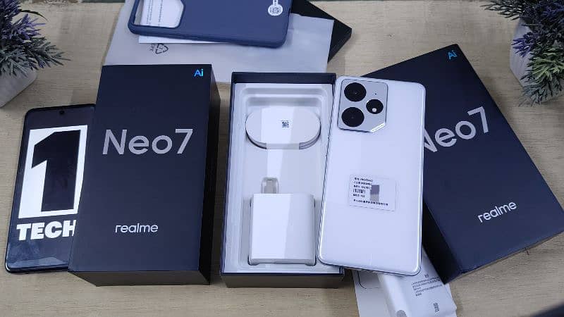 Realme Neo 7 3