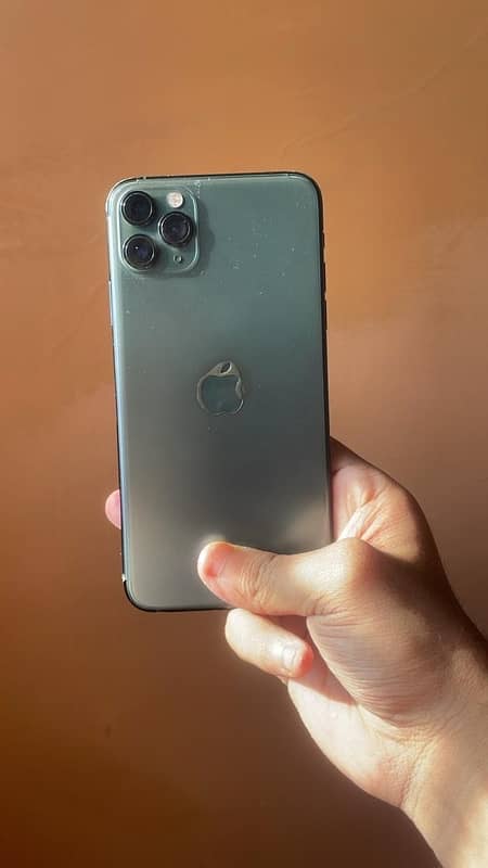 I PHONE  11 PRO MAX 0