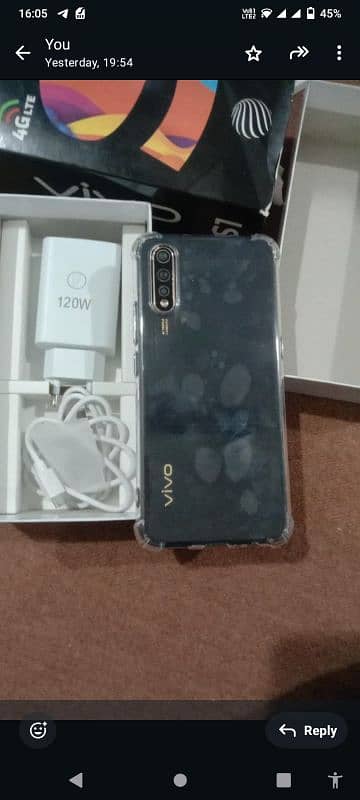 vivo s1 8 256 In best condition 1