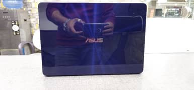 Asus ultrabook Core i7 7th Generation