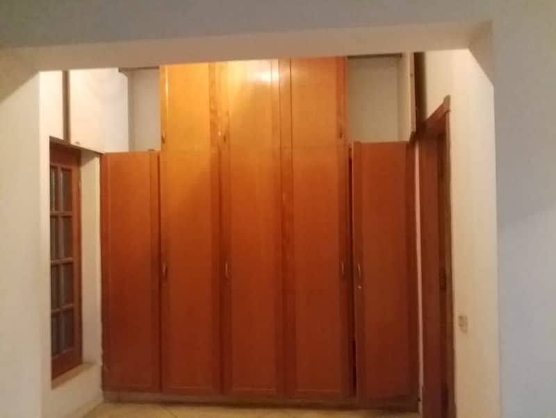 1 Kanal Beautiful Upper Portion Available For Rent in DHA Phase 1,Block L, Lahore Cantt. 1