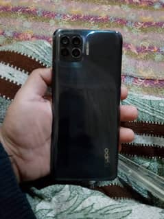 oppo f17pro. . . . 8gb128