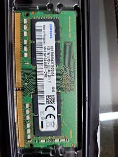 Samsung 8GB Ram DDR4 10/10 Cond