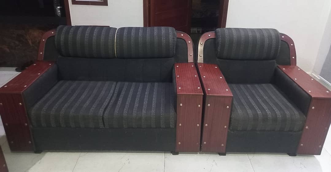 3 2 1 Seater Sofa for sale 1