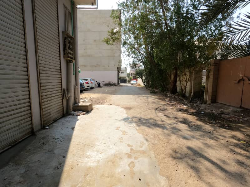 Basement On Excellent Location Shop Sized 1500 Square Feet Is Available For sale In  Nishat  Commercial Area 19