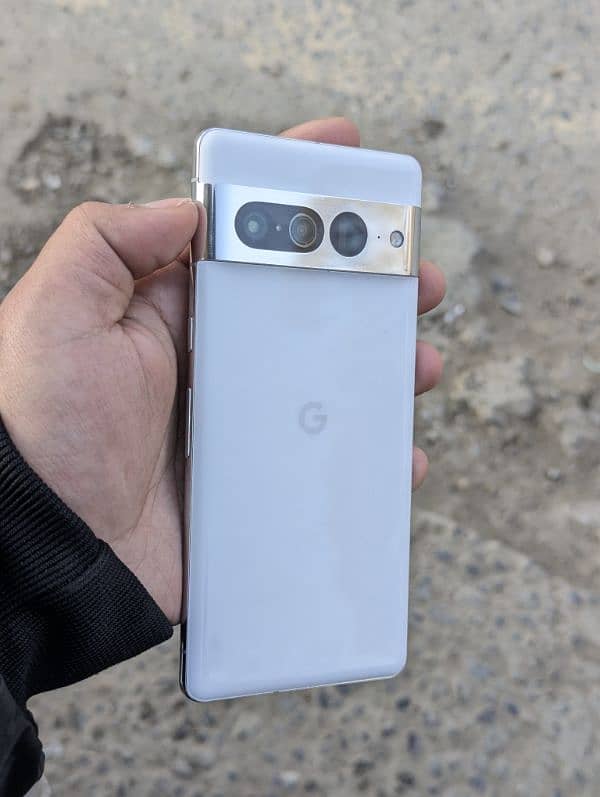 Google pixel 7 Pro 2