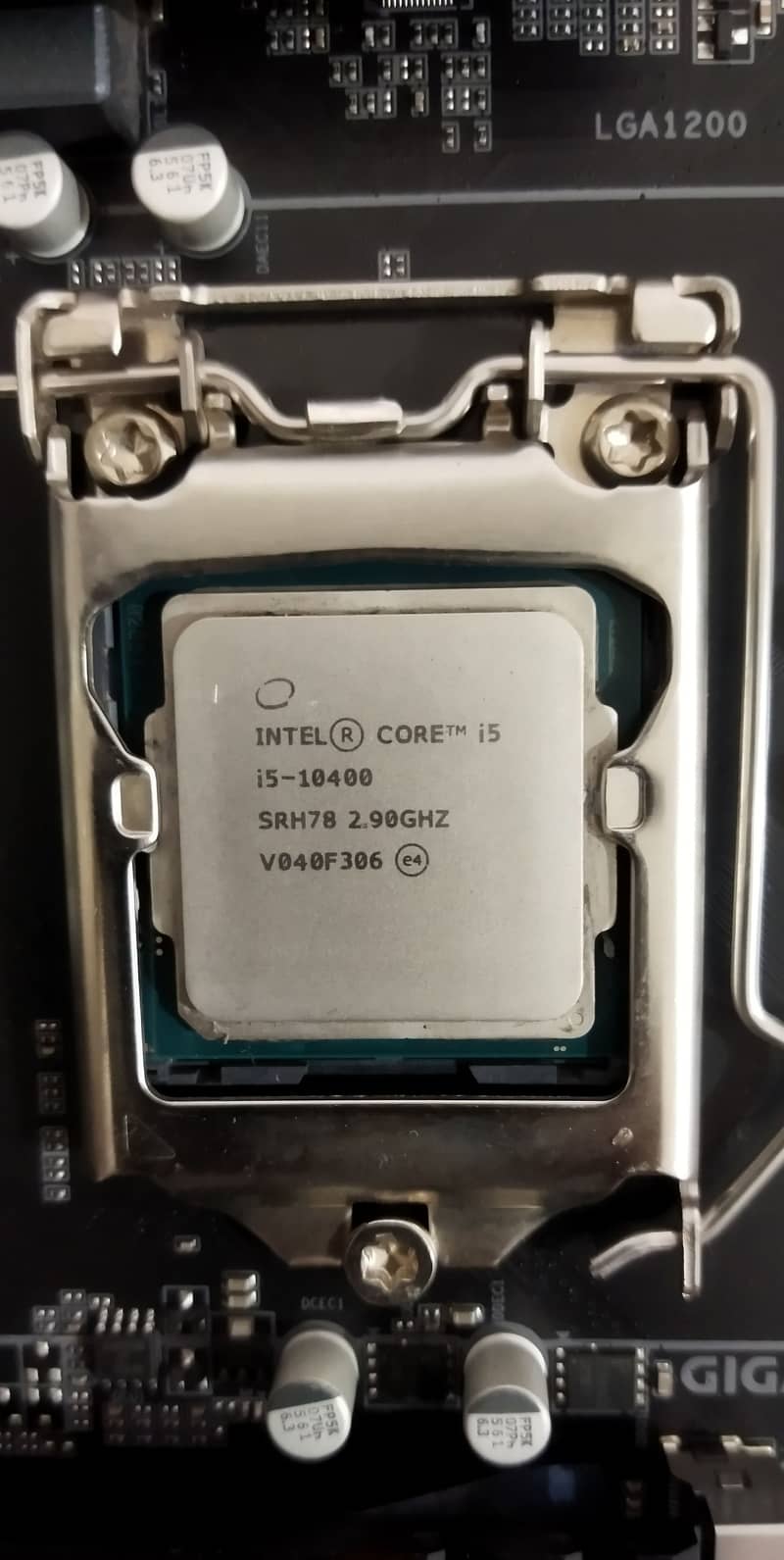 Core i5 10400 + gigabyte b460m aorus pro 3