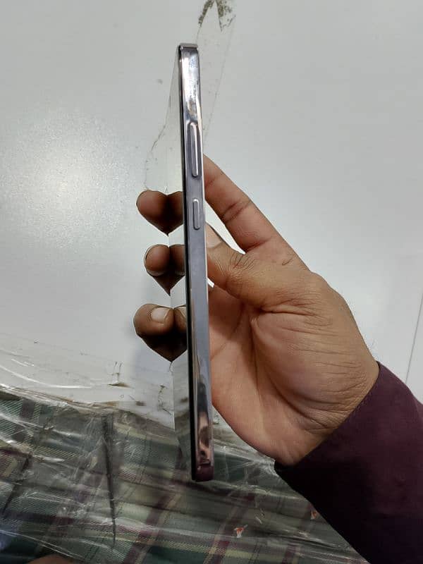 Oppo Reno 12F 5G 1