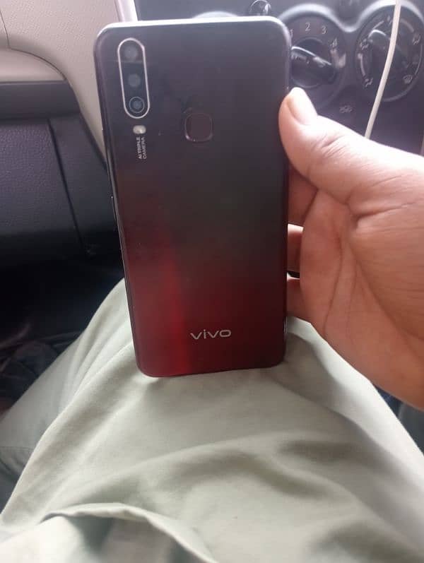 vivo y15 4/64 with box 1