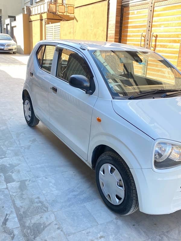 Suzuki Alto 2015 1