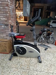 Fully Commercial Upright Bike With Big seat Adjustable resistance