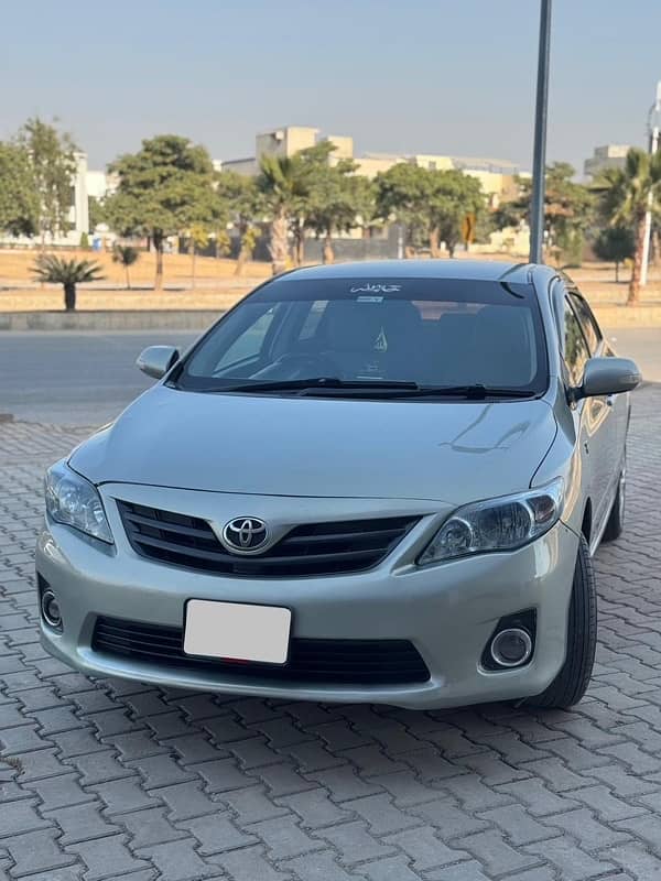 Toyota Corolla Altis 2011 3