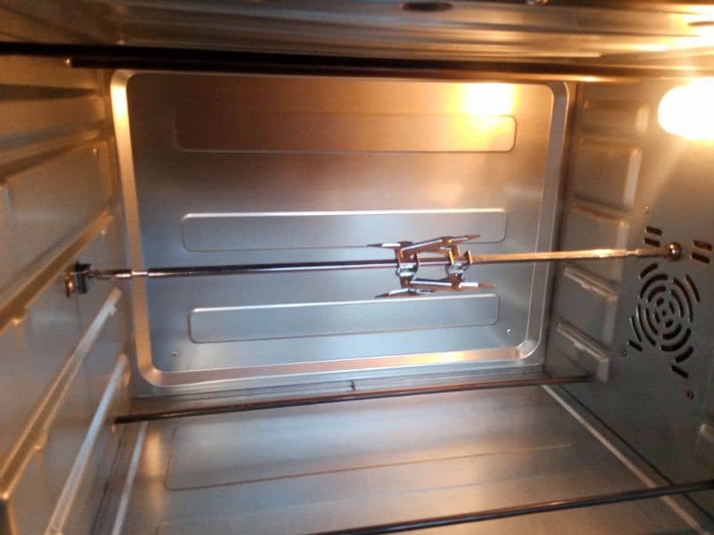 Electric oven 70 litr new 3