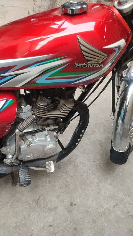 Honda CG 125 Model 2022/23 1