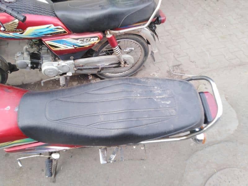 Honda CD 70 2010 model for sale 03238058994 whattsapp and call number 6