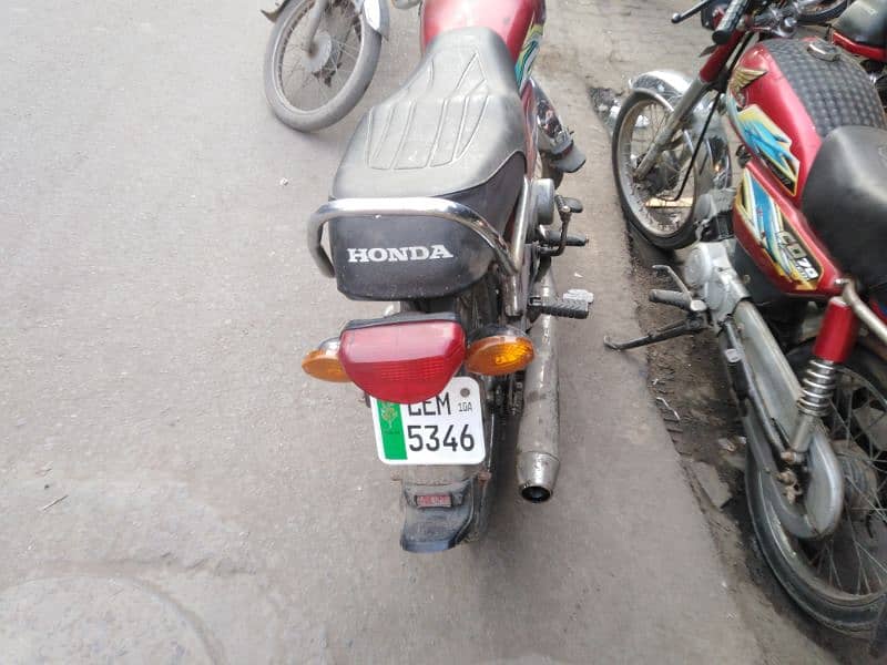 Honda CD 70 2010 model for sale 03238058994 whattsapp and call number 8