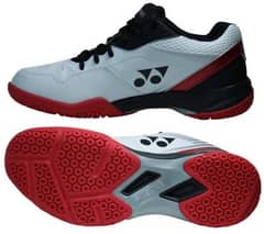 Badminton shoes ( 41 size ) power cushion