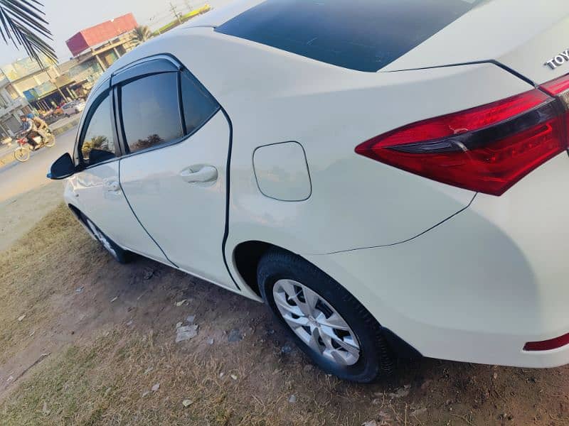 Toyota Corolla XLI 2015 6