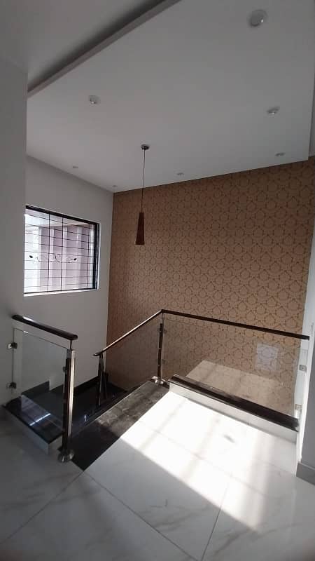 HBFC Housing Society Kanal Upper Portion Available For Rent 8