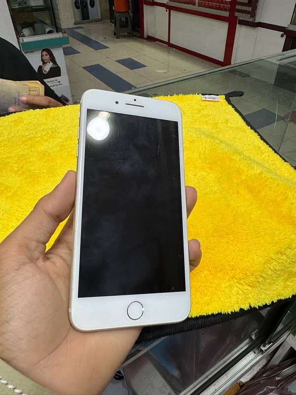 iPhone 7 Plus Non-PTA JV - Only 15,000 PKR 3