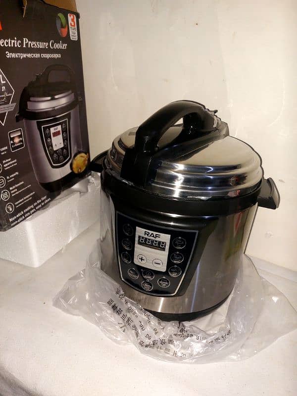 Raf 6 liters Electric Pressure Cooker Model R-177 3