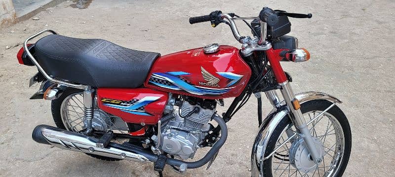 Honda 125 Karachi number first owner cplc clayer do number plate 0