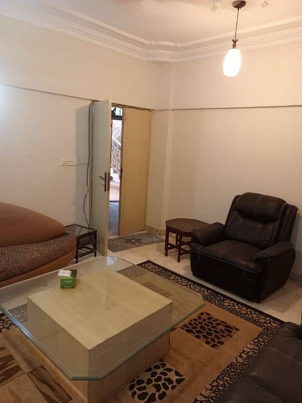 Flat Semi furnished 3Beds available near Abdullah Shah gazi  2Floor 3